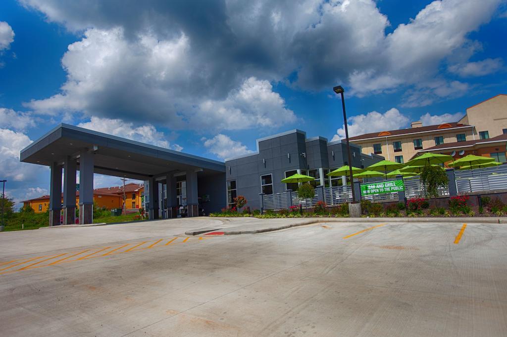 Z Loft Extended Stay Hotel Saint Robert Exterior foto